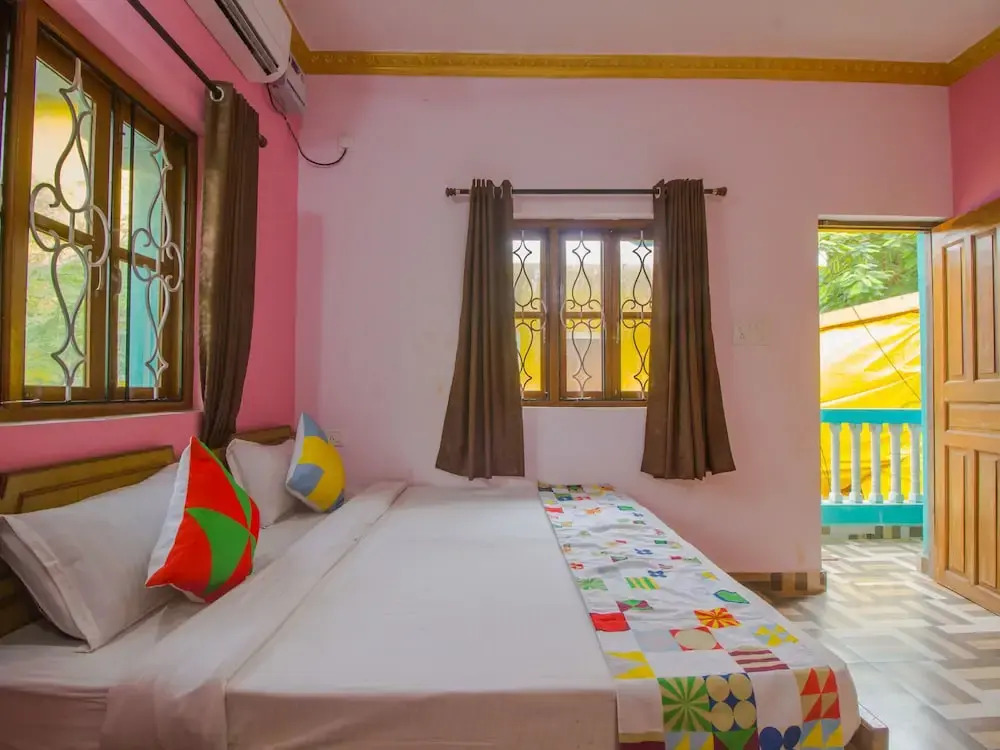 OYO 17019 Home Peacefully Studios Calangute