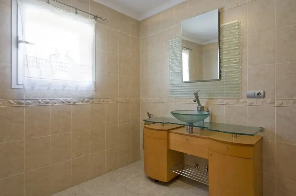 Villa - 4 Bedrooms with Pool, WiFi and Sea views - 104966