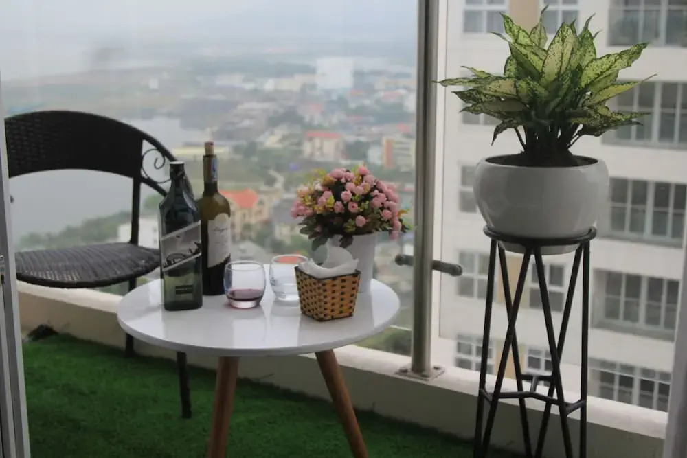 Moonlight Halong Homestay