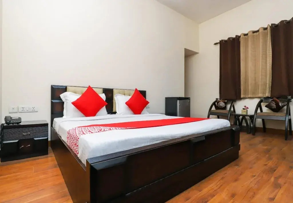 Royal Town By OYO Rooms