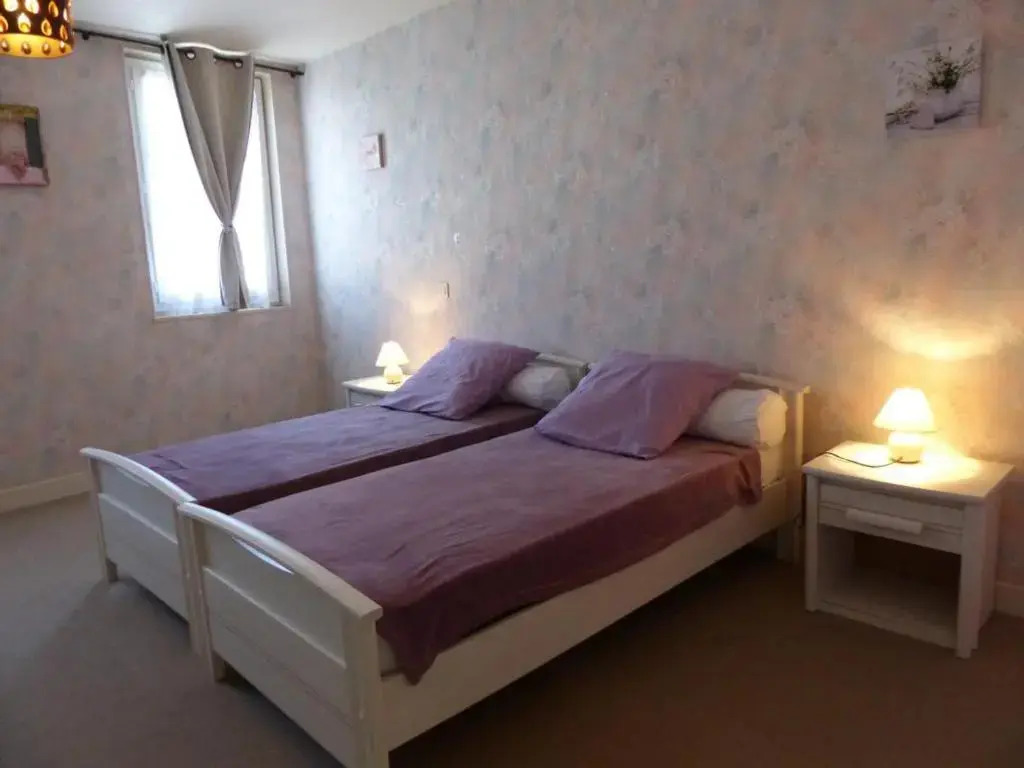 Gîte Moulins, 2 pièces, 2 personnes - FR-1-489-162