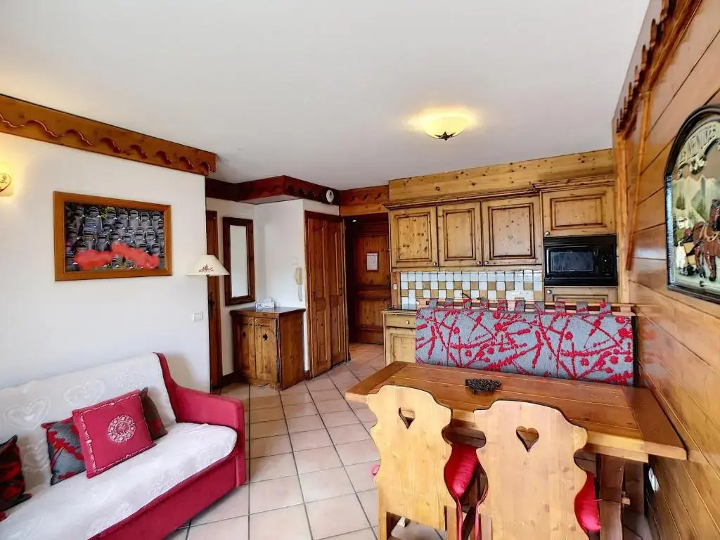 Appartement Les Menuires, 3 pièces, 6 personnes - FR-1-178-328
