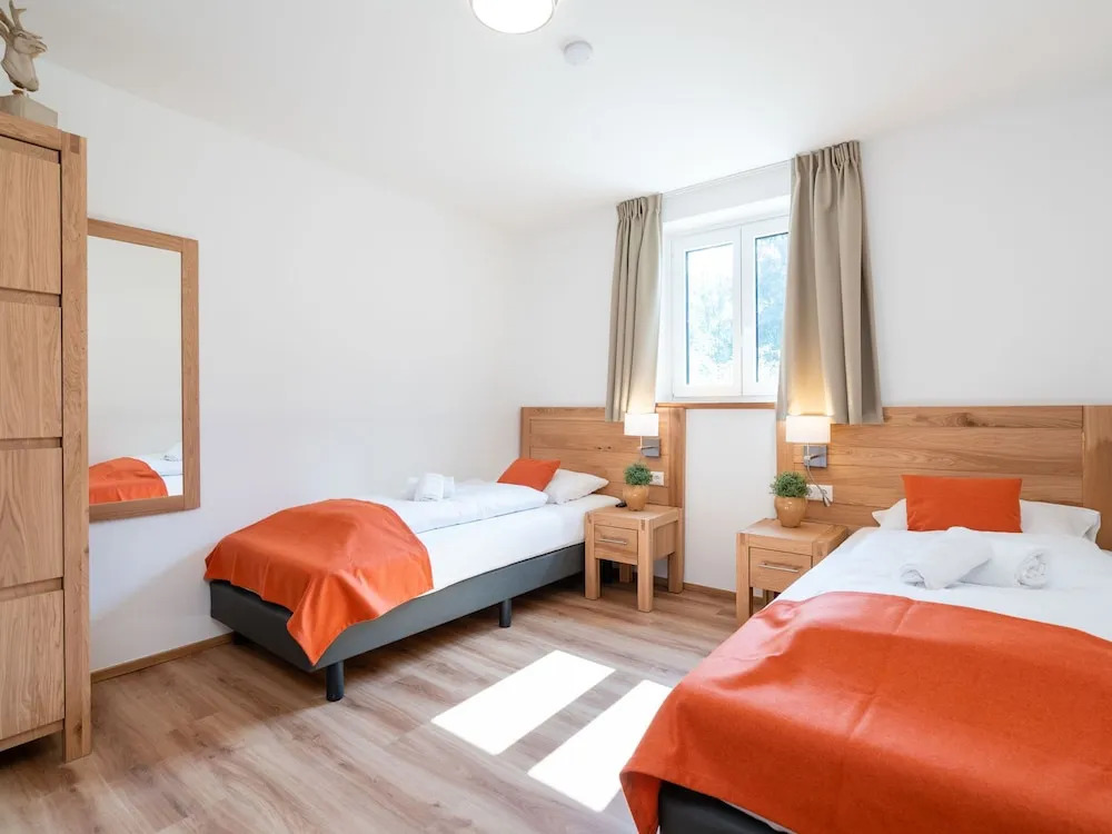 Chic Apartment in Neukirchen am Großvenediger With Balcony