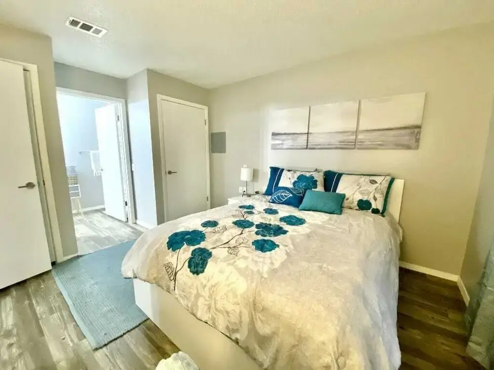 1 Bed Apartment next to SW Integris near Downtown
