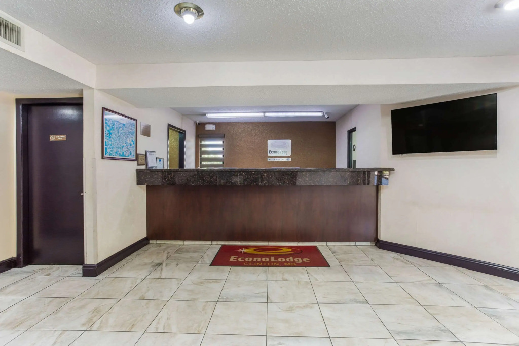 Econo Lodge Clinton - Jackson West