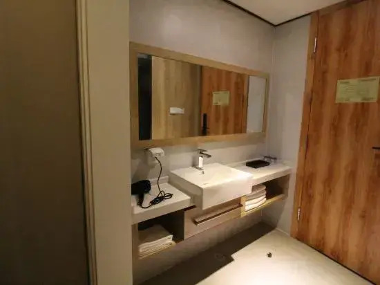 Jinhui Fashion Hotel