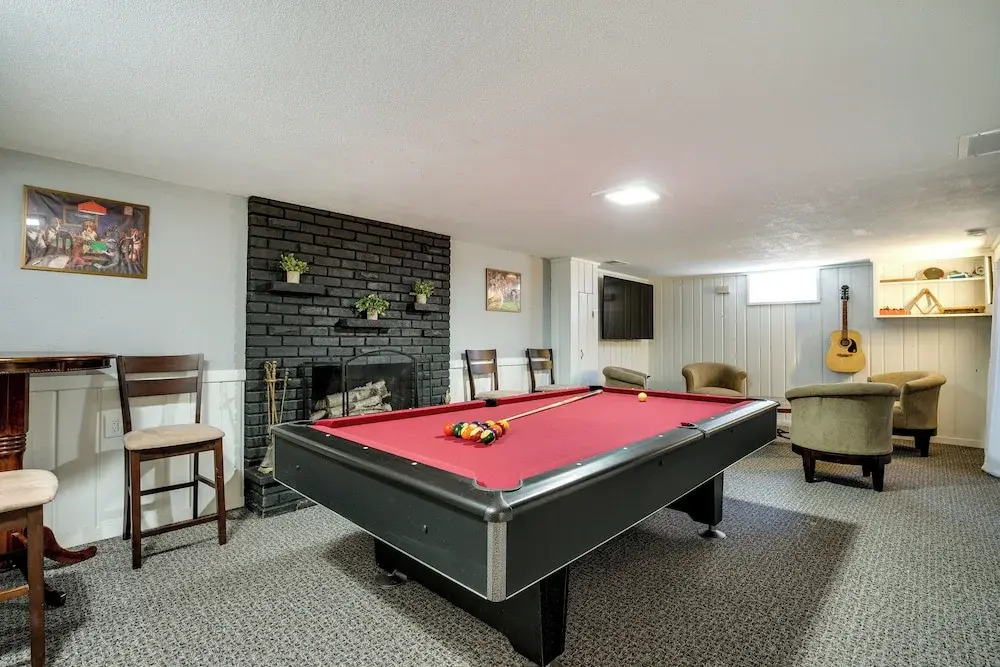Inviting Minneapolis Vacation Rental w/ Game Room!