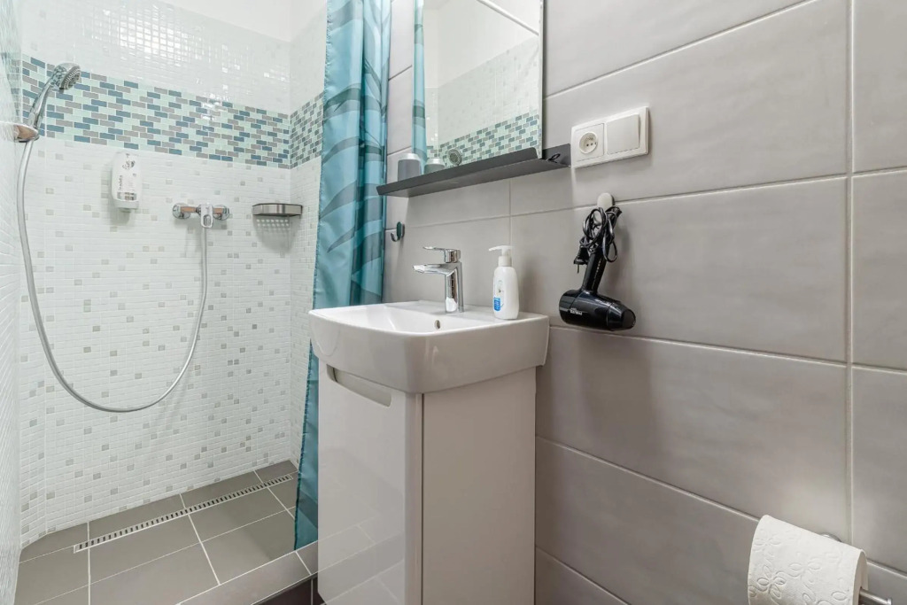JonasHouse studios - Great Location near Bratislava City Center- personal or self check-in