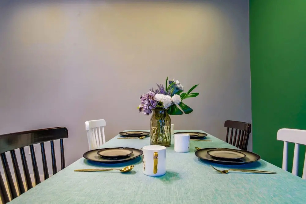 Locals Boutique Apartment Jiuzhou Port.6