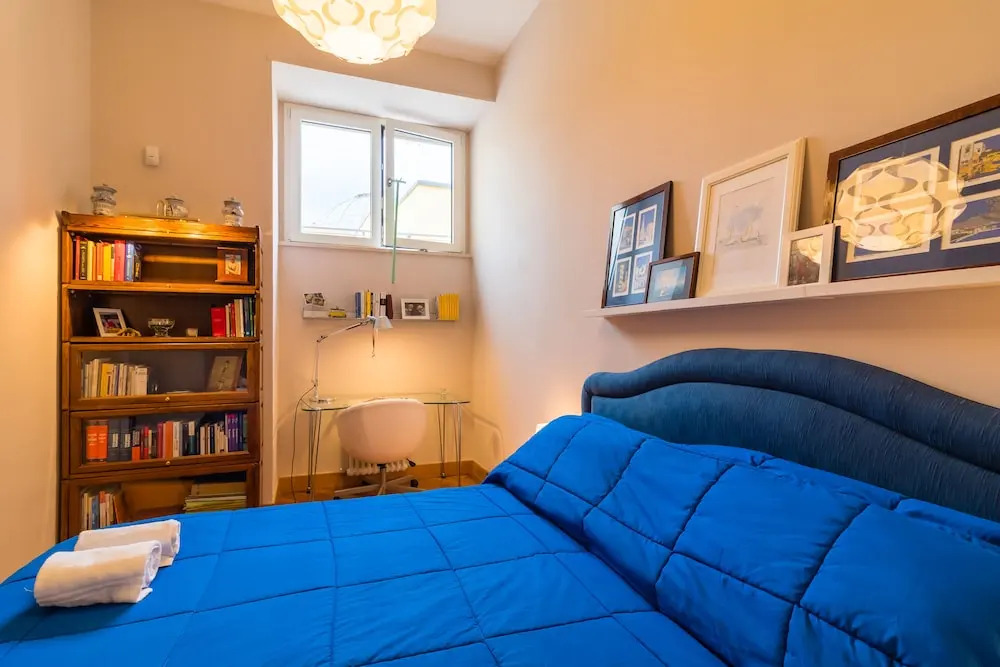 Elegant Flat at Municipio by Napoliapartments