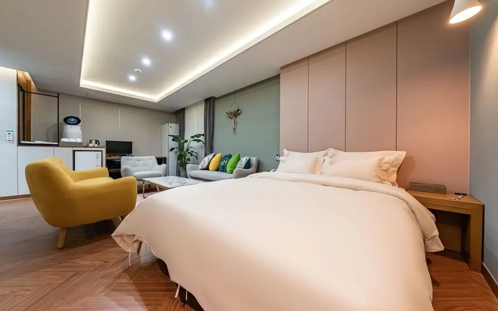 Yangju Latte Drive-in Hotel