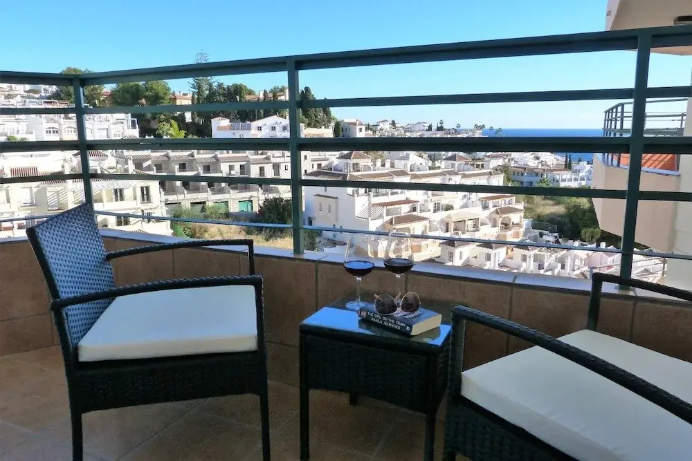 Tahiti Nerja Bluewater