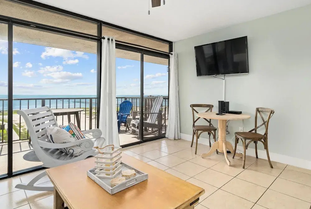 Laguna Reef 308 - Beautiful Bay View by Ryson Vacation Rentals