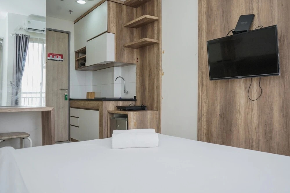 Well Appointed Design Studio At Akasa Pure Living Bsd Apartment