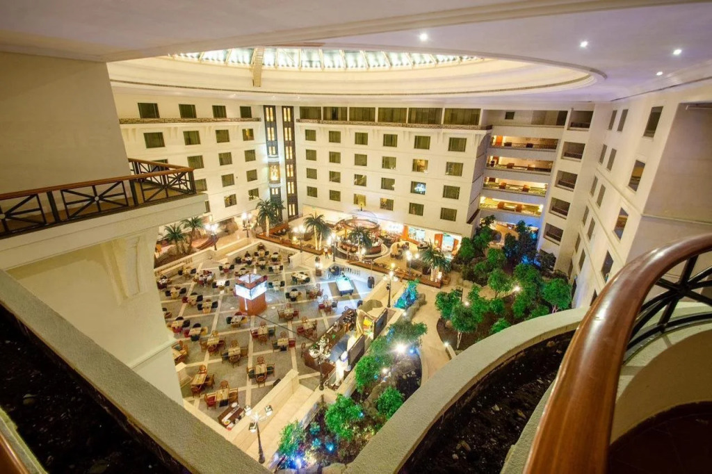 Отель Connaught Palace Hotel Dubai