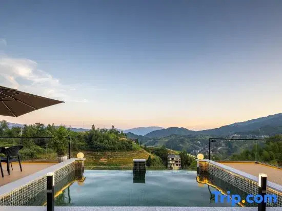 Chenyunxuan·Cloud Pool Panoramic Hotel (Jinfo Ding No.3 Observation Deck Branch)