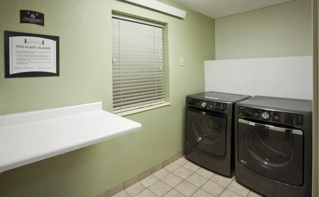 Candlewood Suites Eagan - Mall of America Area by IHG