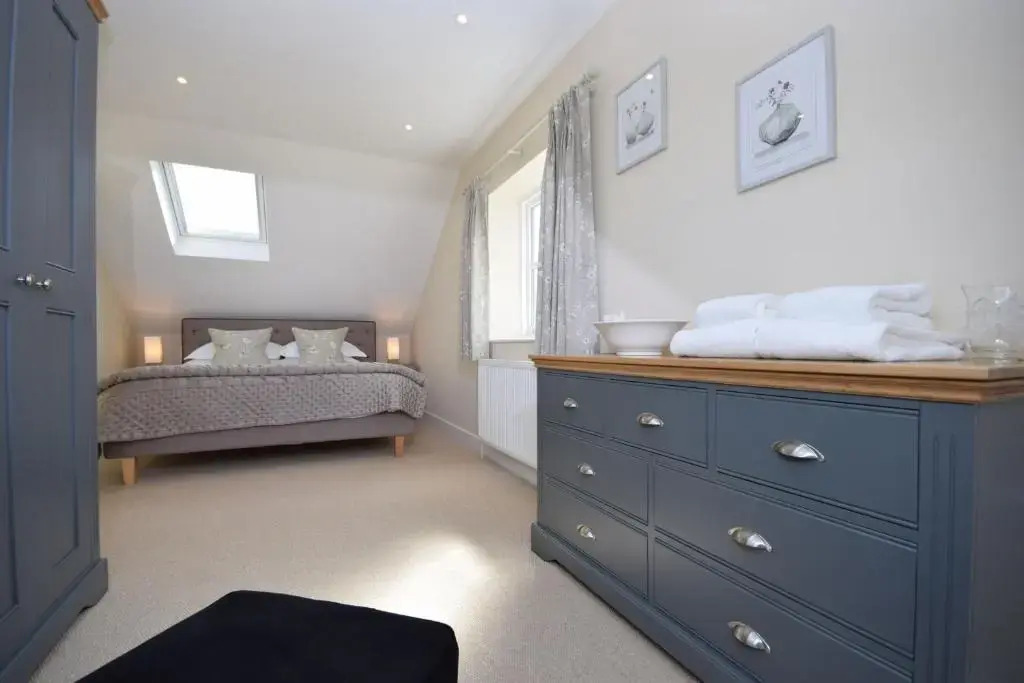 The Parlour , Emsworth