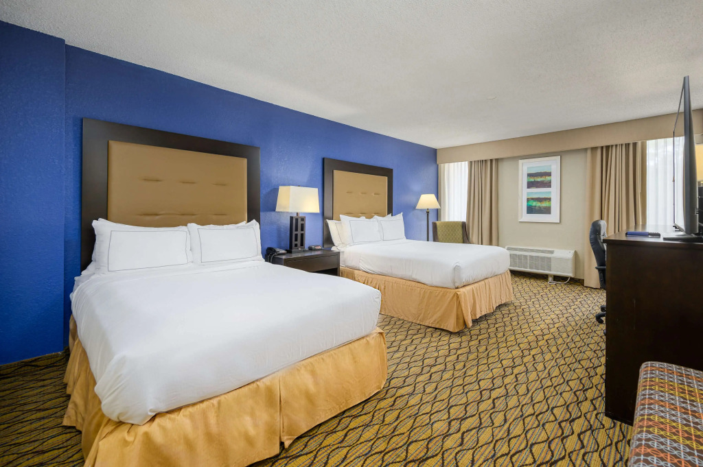 DoubleTree by Hilton Raleigh Midtown, NC