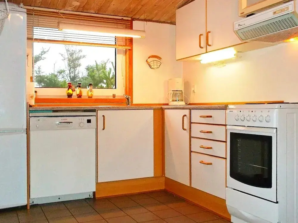6 person holiday home in Harboøre