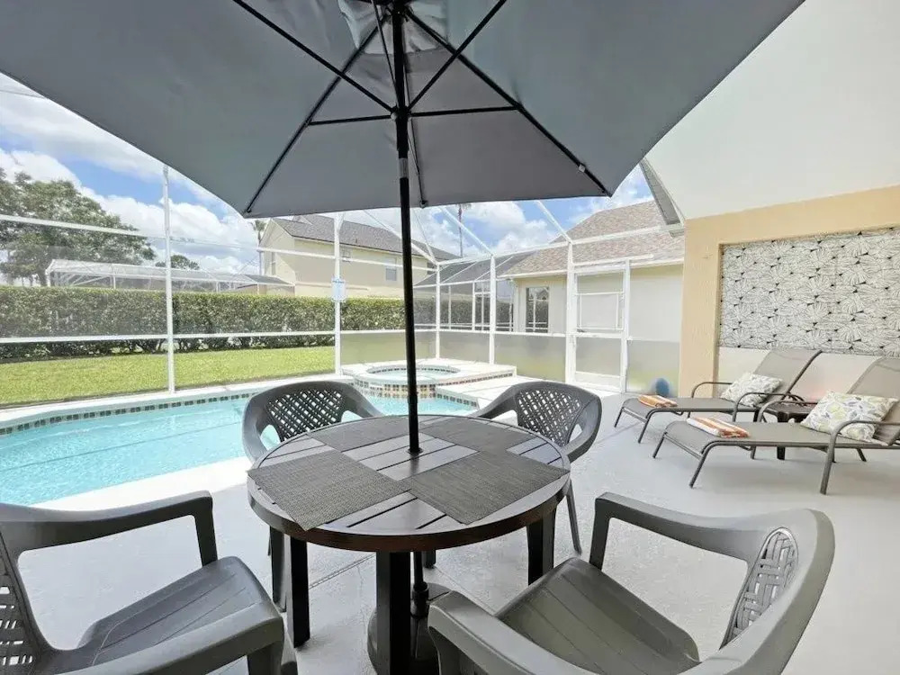 Bayswater Bliss 3 Bedroom Home by RedAwning