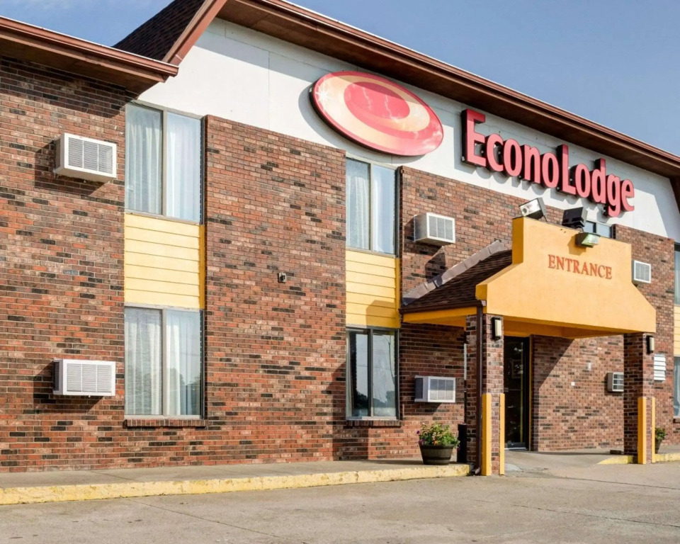 Red Lion Inn & Suites Olathe Kansas City