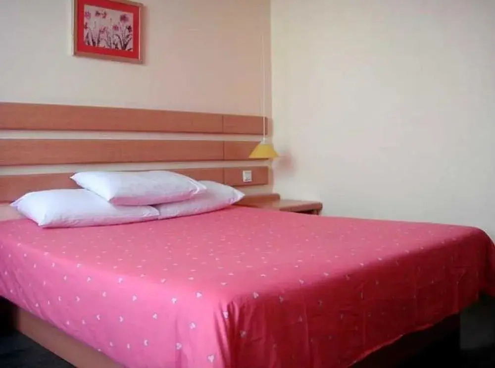 Home Inn Longtan Road - Taian