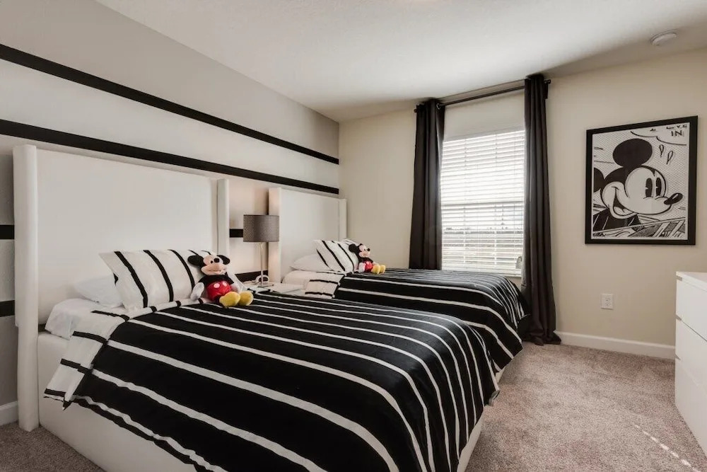 Vhc Slt4 4833 4 Bedroom Townhouse