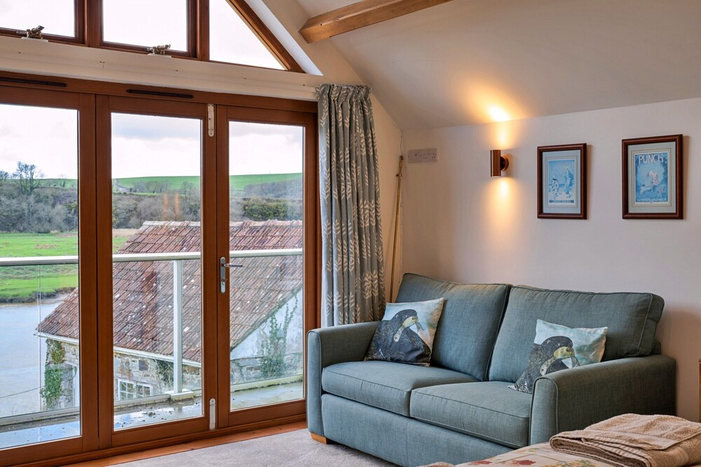 Riverside Home in Devon With Stunning Views