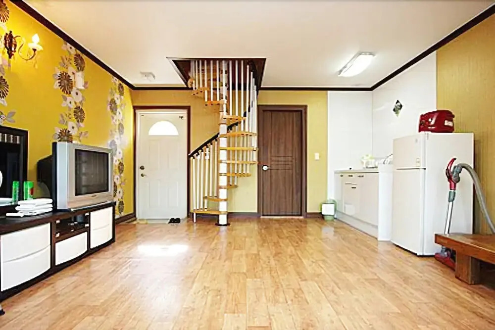 Anmyeondo Keran Blue Pension