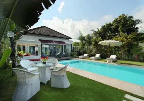 Villa Kalamansi Seminyak