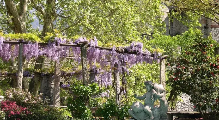 Schloss Locarno - Suites & Apartments