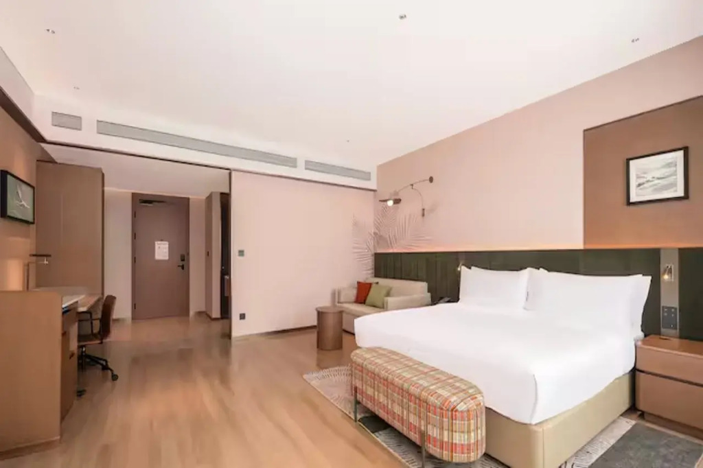 Hilton Garden Inn Xinyang East Railway Station