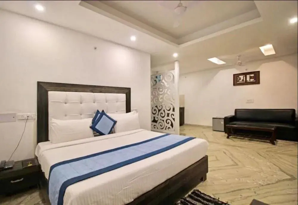 Hotel Callista Inn Sohna Road
