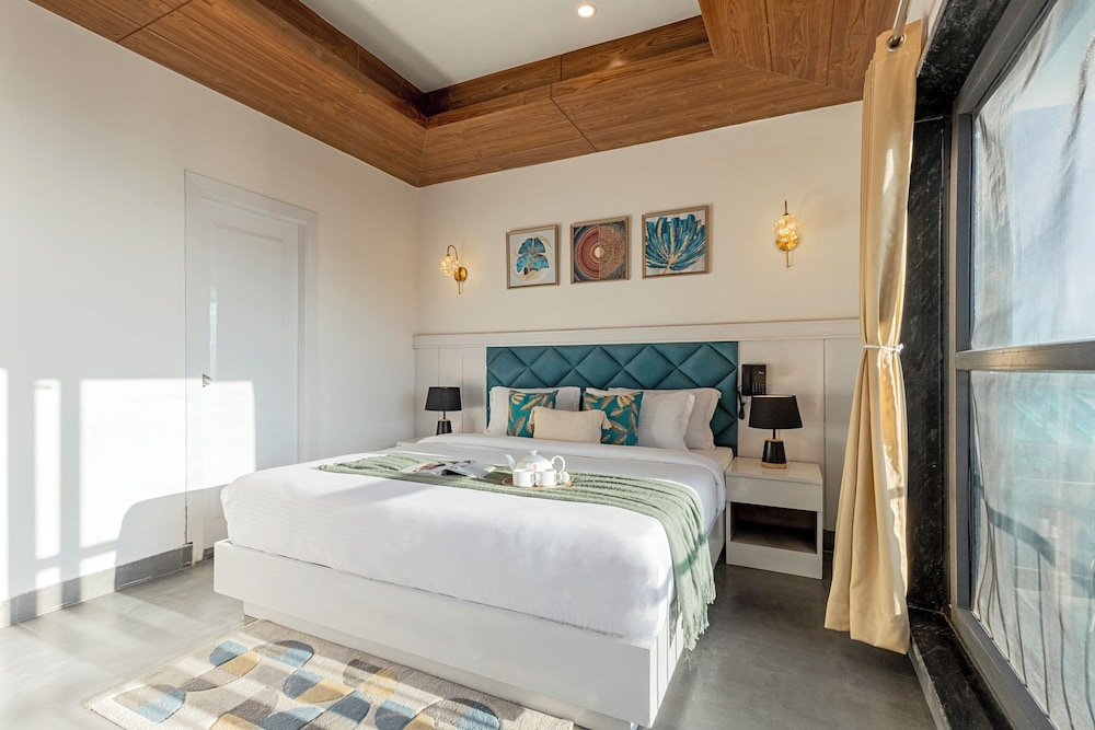 Alaya Stays Evara Serene 4BHK Villa