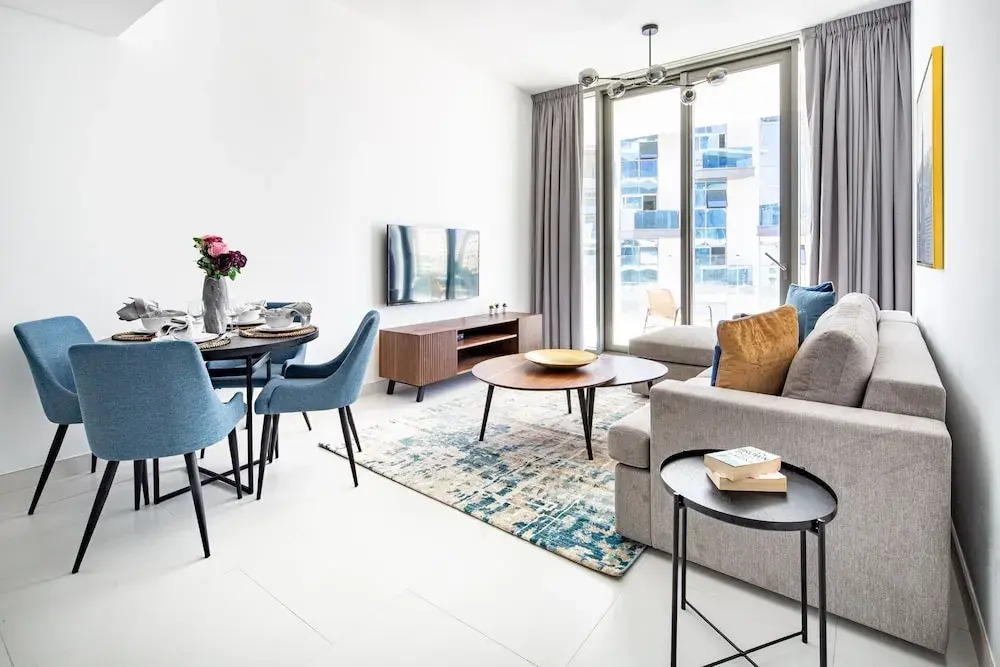 Mesmerizing Upscale 1BR Apartment in Soho Palm Jumeirah