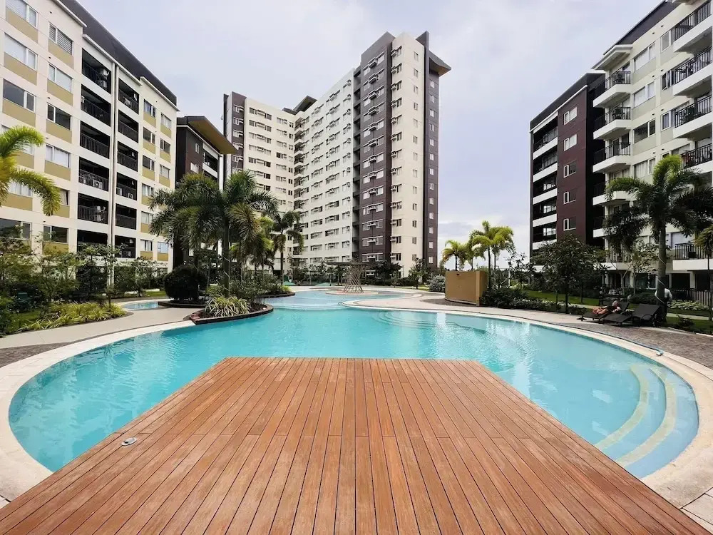 Hubomoto Avida Suites