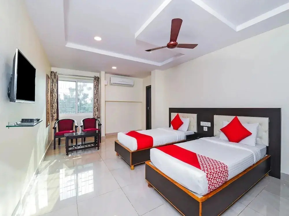 Rb Residency By OYO Rooms
