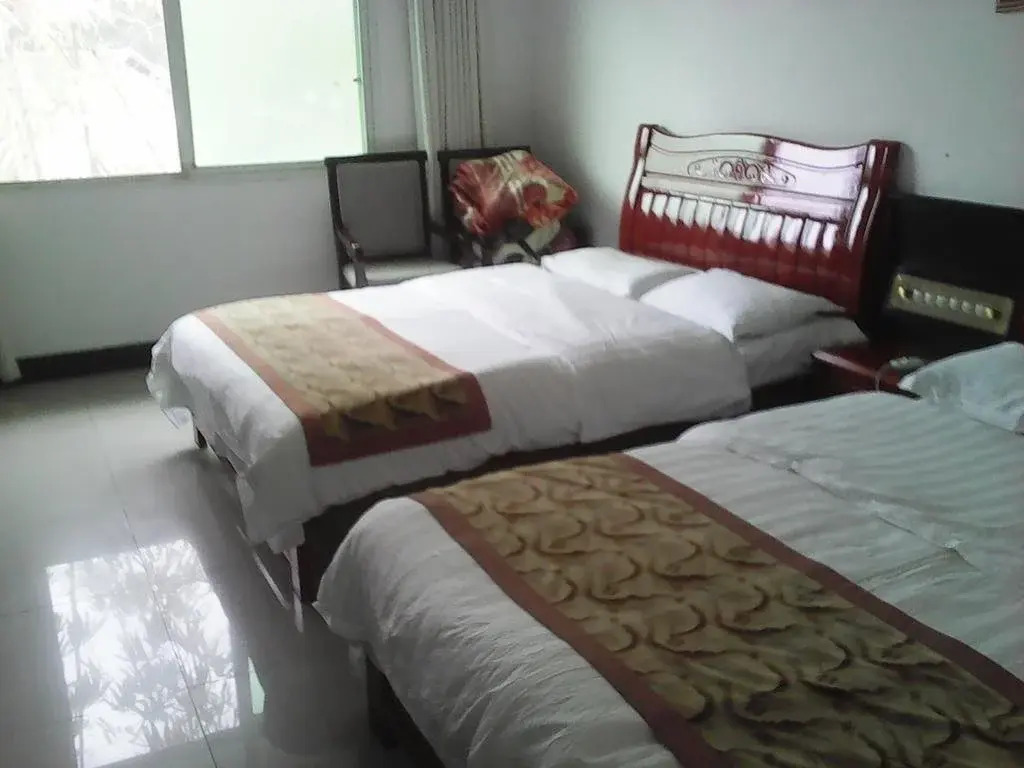 Shunan Zhuhai Home Inn