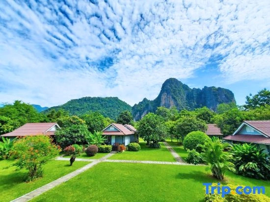 H&V Bungalow Vangvieng