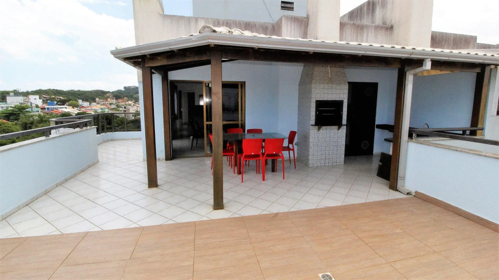 1021   Cobertura Em Bombinhas Com Vista Para O Mar