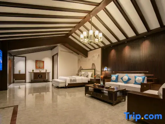 Cloud Villa | Scenic Designer Hotel by Ancient Wall (Huayan Temple, Datong)