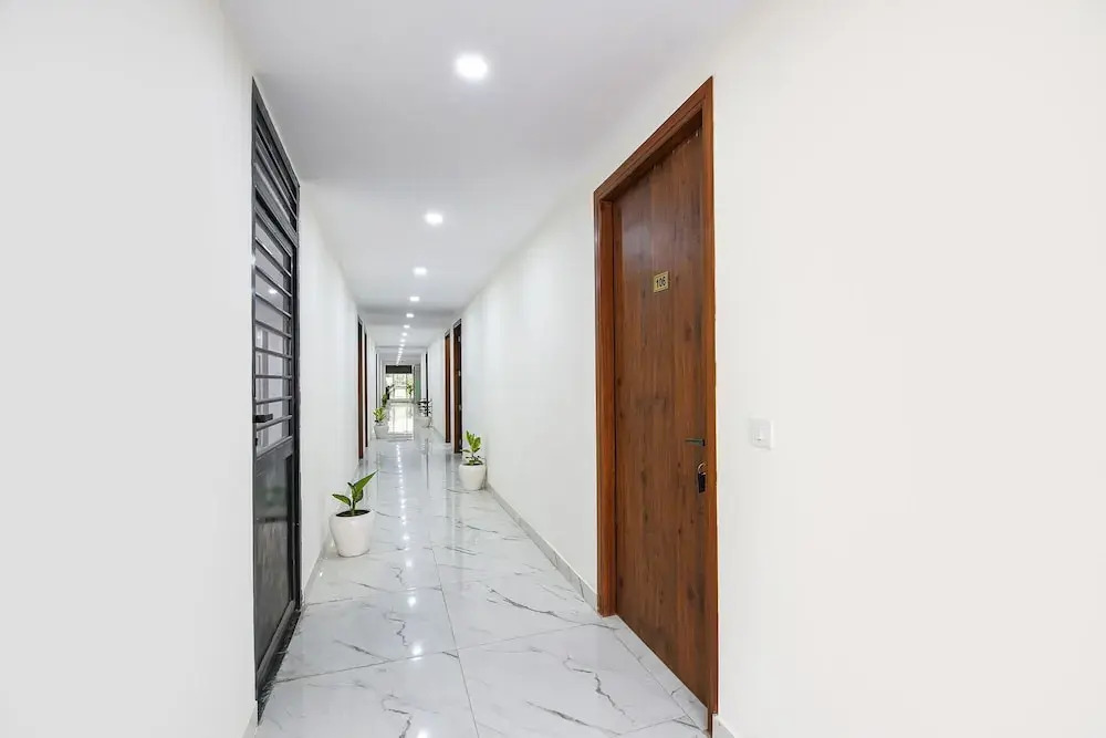 Fabhotel Evergreen