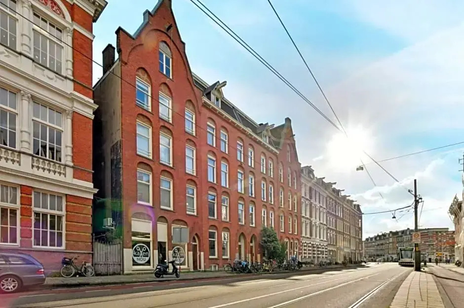 Canal View Apartment