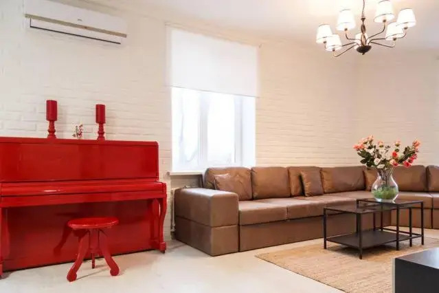 Lotos for You Apartments 2, RED PIANO