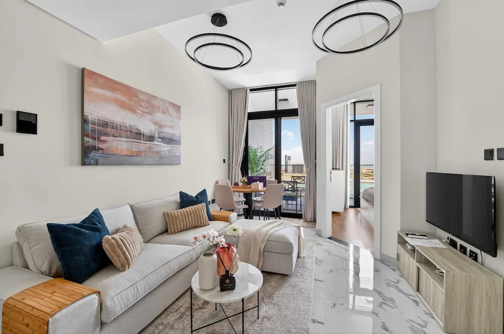 Silkhaus Canalside Premium 1BR in Al Maryah Island