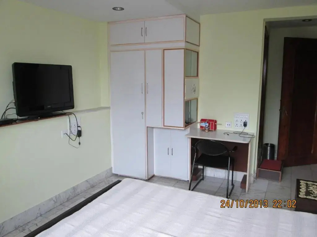 Service Apartments, Park Street, Calcutta