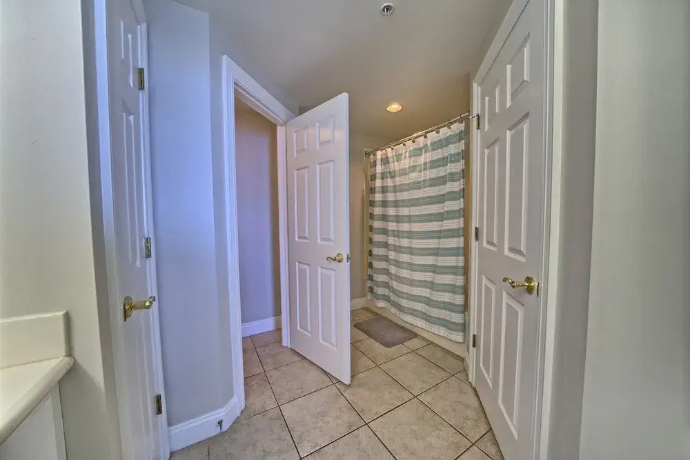 Gulf Crest Condominium #2107 - 3 Br Condo