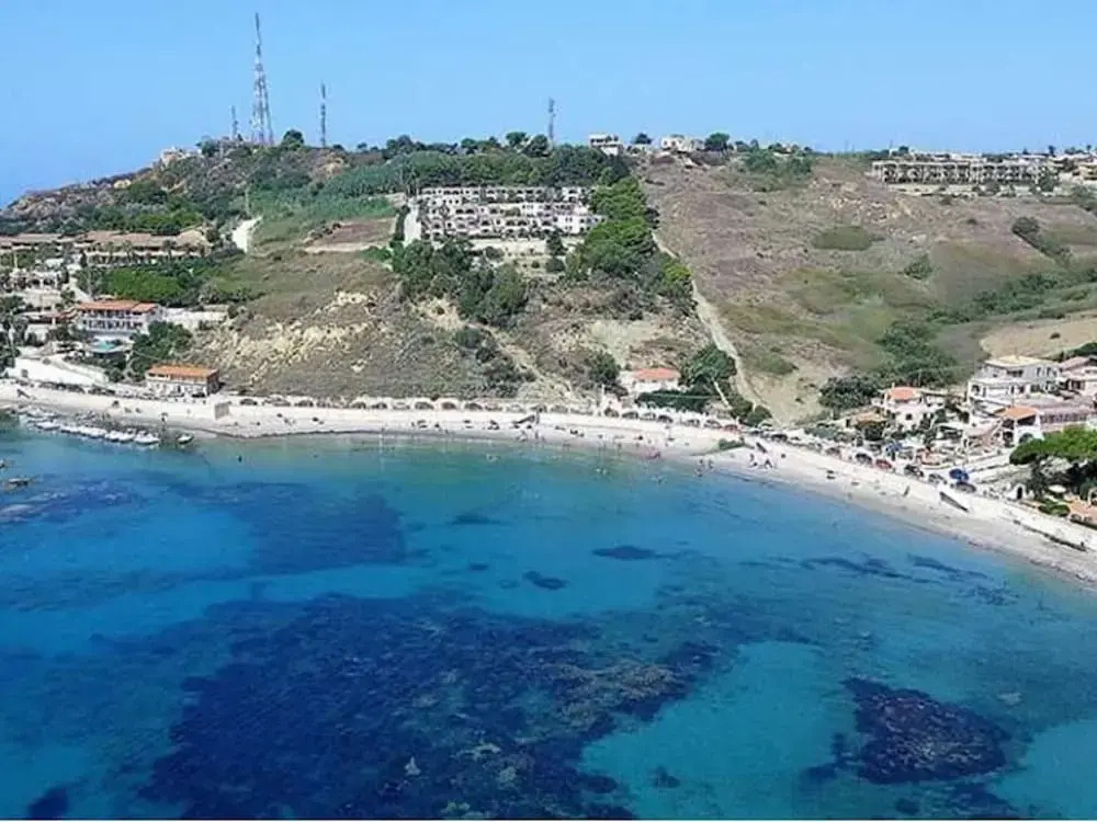 Alluring Holiday Home in Sciacca Near Beach
