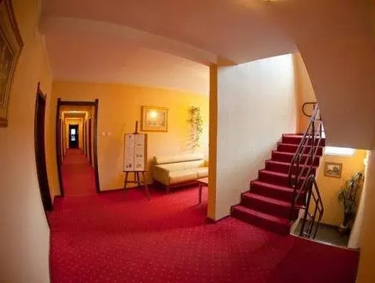 Hotel 3
